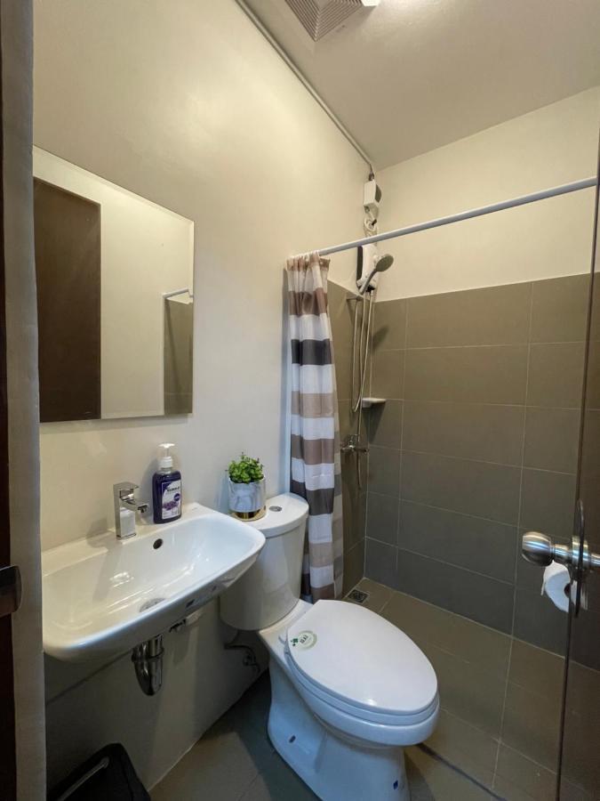 Fly & Rest Guesthouse - Mactan-Cebu International Airport Lapu-Lapu City Eksteriør billede